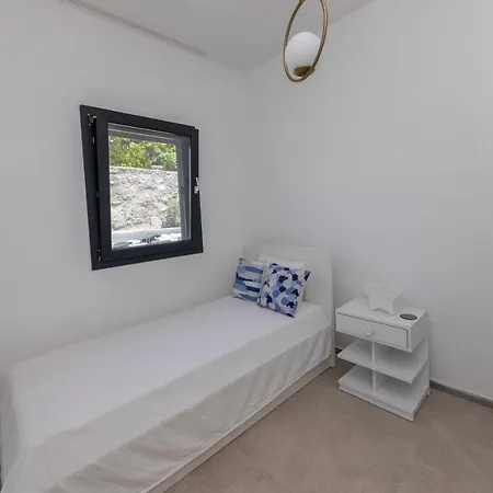 Astounding House With Sea View In Yalikavak * Gundogan (Bodrum)