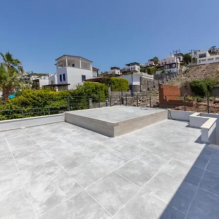 Astounding House With Sea View In Yalikavak Villa